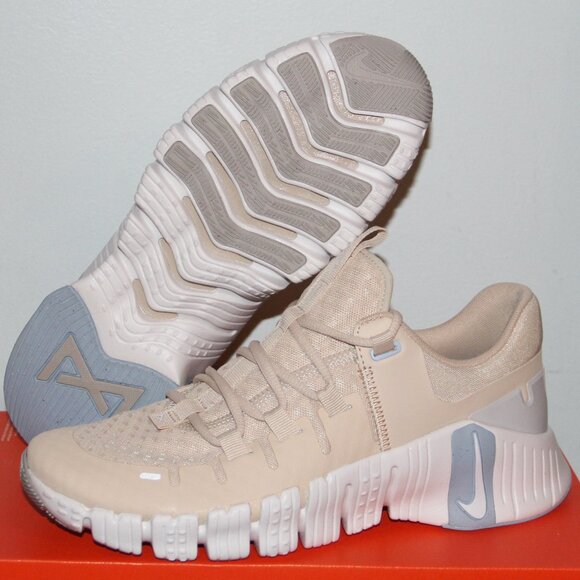 Nike Free Metcon 5 Training Shoes Womens 9.5 Sanddrift Phantom - Picture 1 of 7